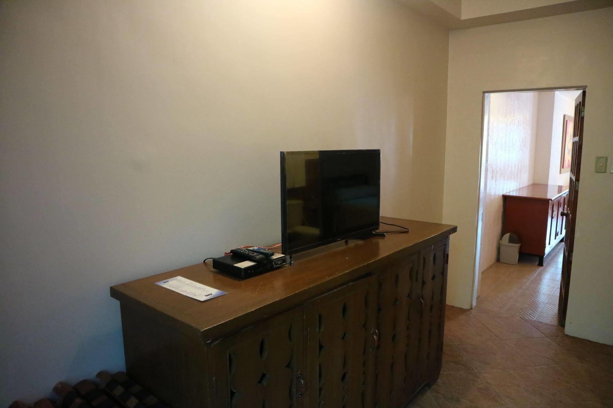 Casa La Granja Hotel Iloilo City Kültér fotó