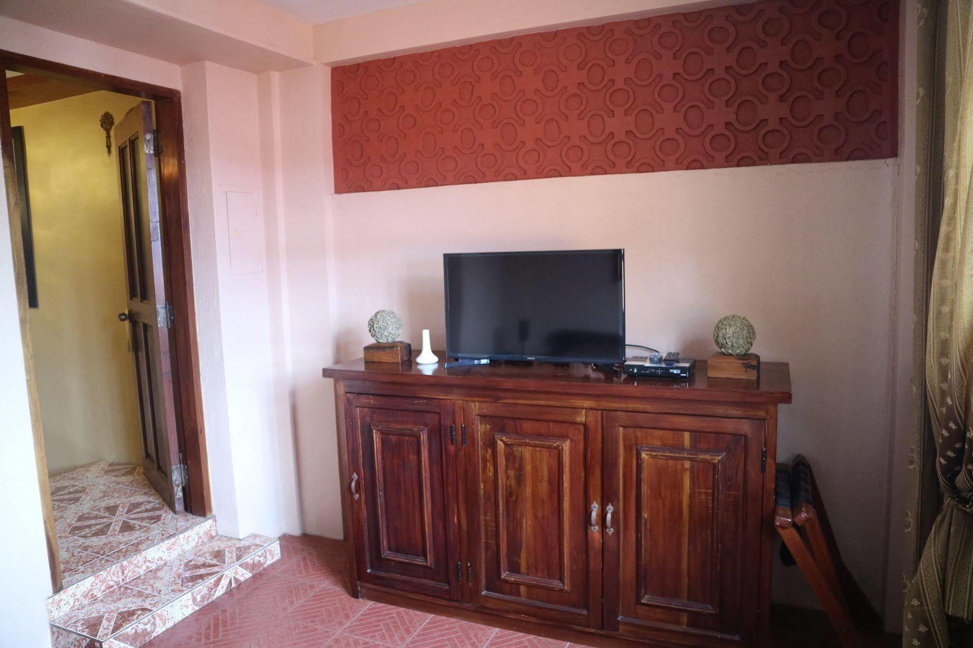 Casa La Granja Hotel Iloilo City Kültér fotó