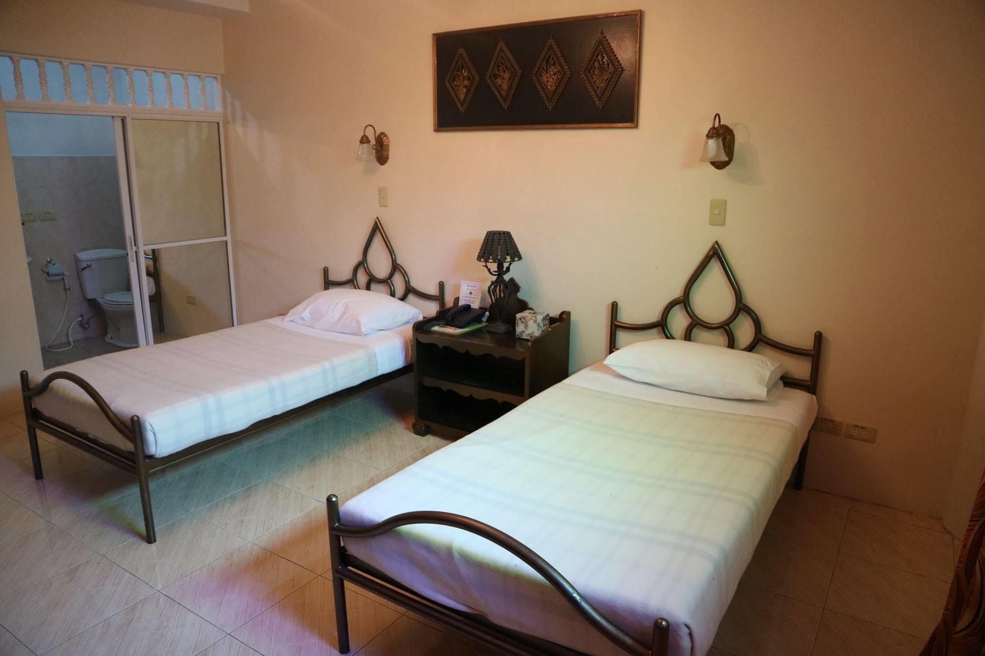 Casa La Granja Hotel Iloilo City Kültér fotó
